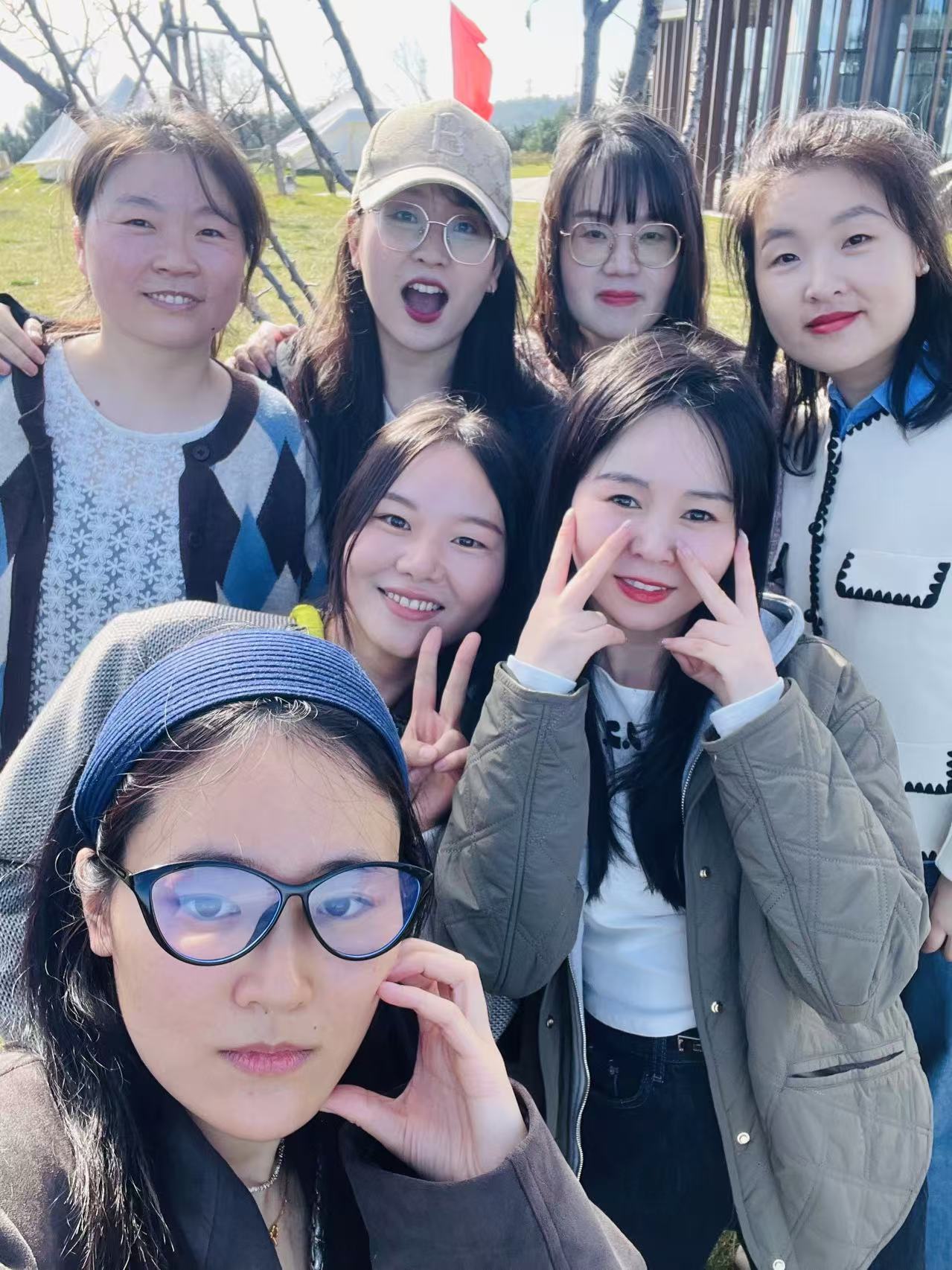 投标部合影.jpg