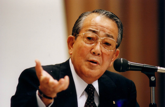 稻盛和夫.png