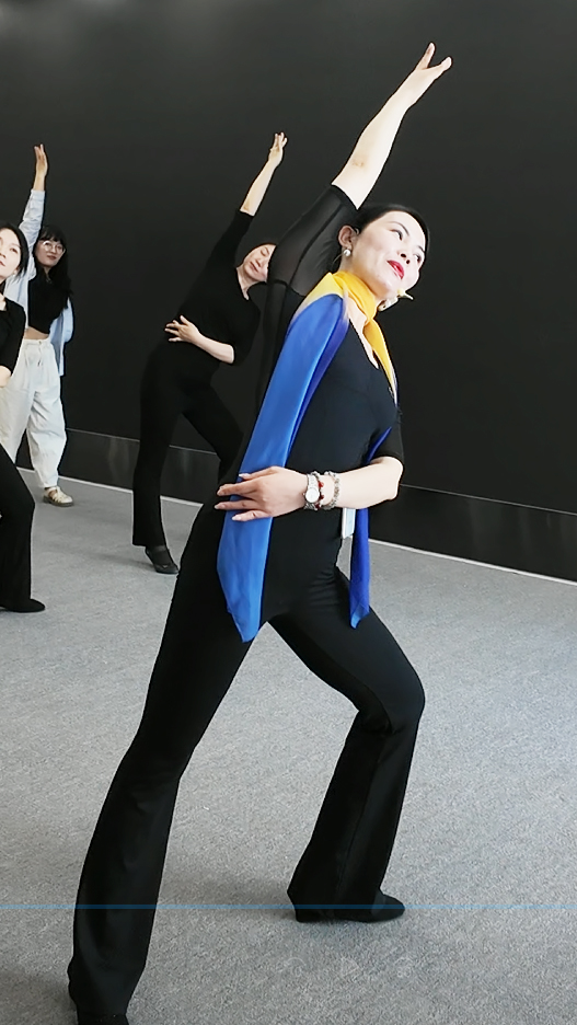 老师特写.jpg