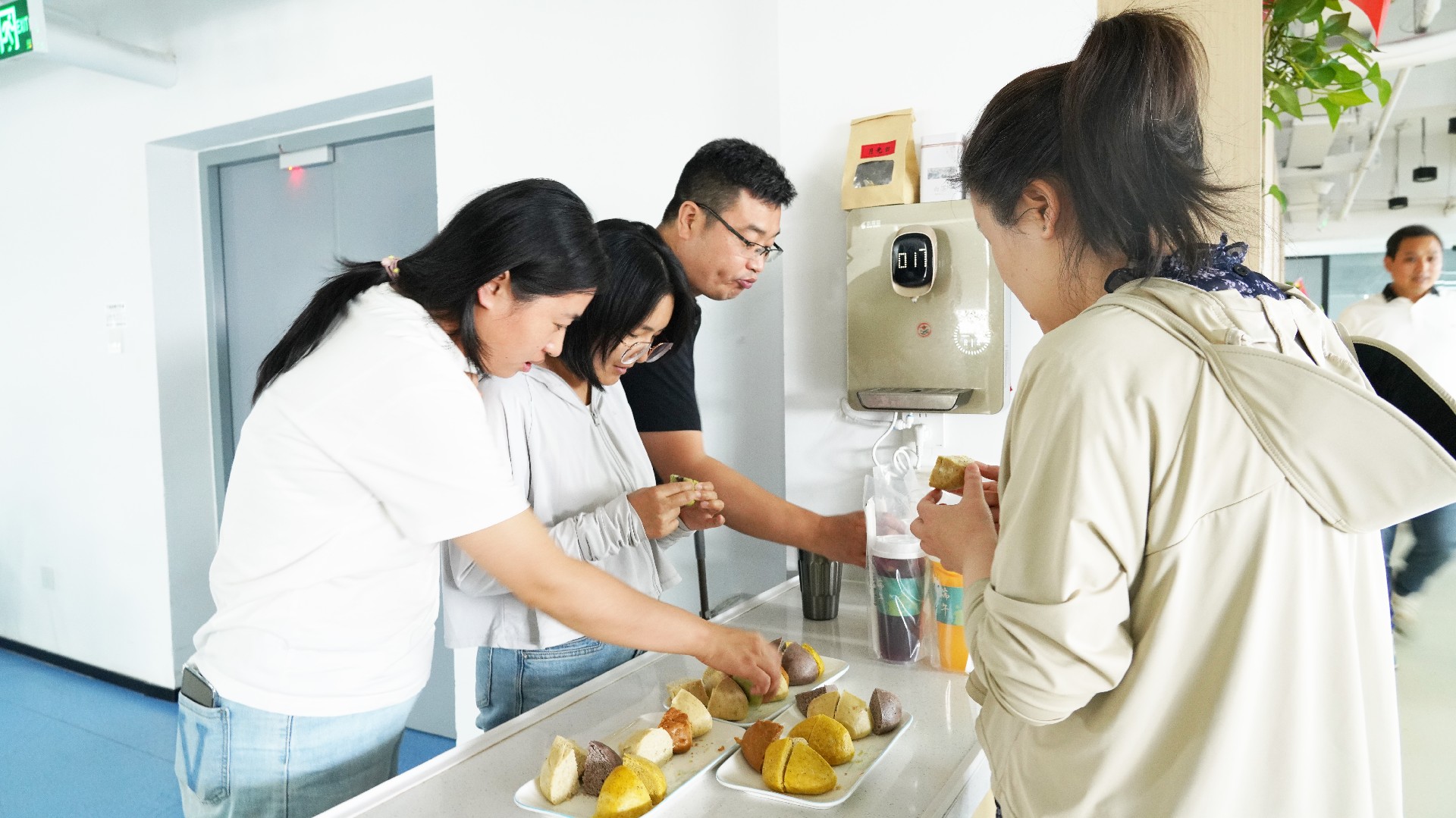 24层品尝.JPG